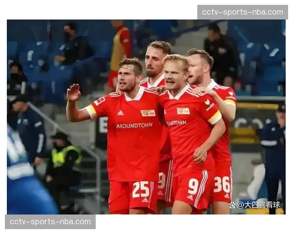 汉堡与柏林联合0-0互交白卷，两队攻防两端均未能破门